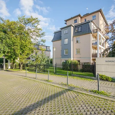 Apartment Dom & House - Parkur